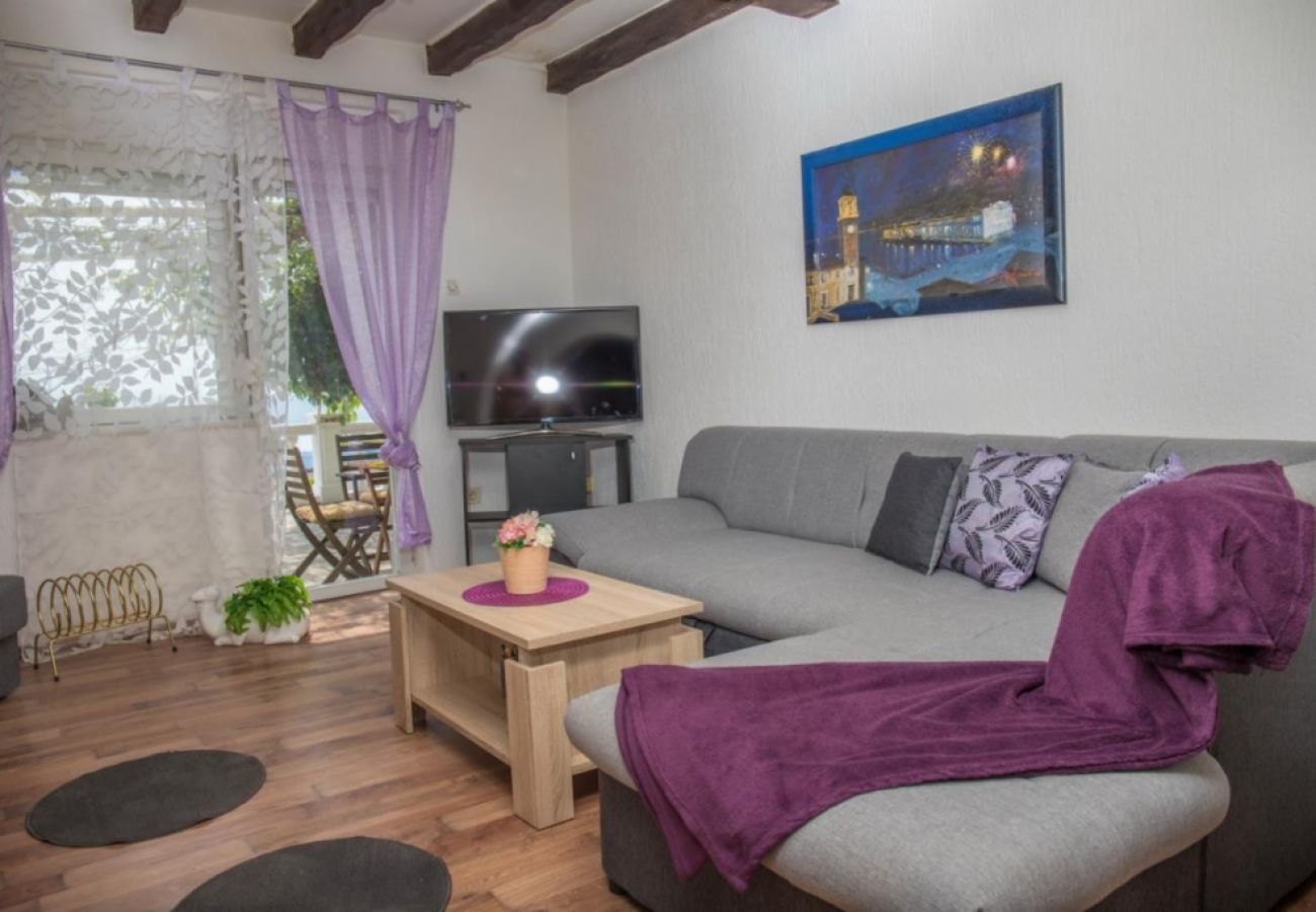 Apartamento en Crikvenica - Apartamento en Crikvenica con Seaview, Terraza, Acondicionador, WIFI (4628-4)