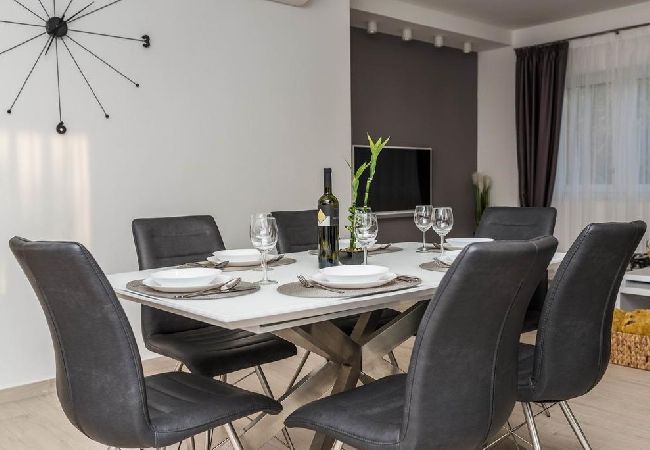 Casa en Ždrelac - Casa de vacaciones en Ždrelac con Seaview, Terraza, Acondicionador, WIFI (4652-1) Casa en Ždrelac - Casa de vacaciones en Ždrelac con Seaview, Terraza, Acondicionador, WIFI (4652-1)