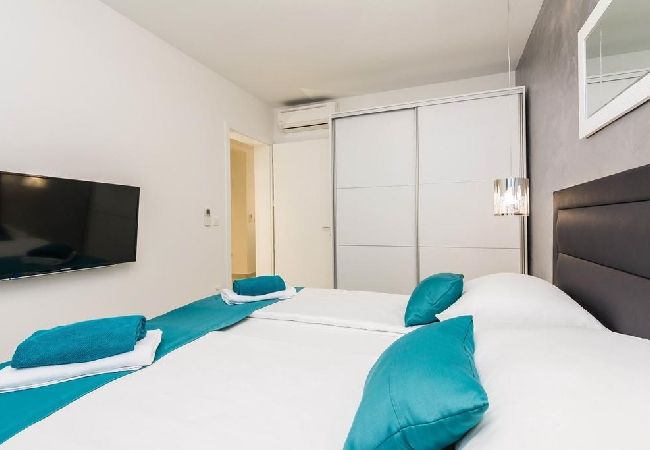 Casa en Ždrelac - Casa de vacaciones en Ždrelac con Seaview, Terraza, Acondicionador, WIFI (4652-1) Casa en Ždrelac - Casa de vacaciones en Ždrelac con Seaview, Terraza, Acondicionador, WIFI (4652-1)
