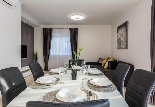 Casa en Ždrelac - Casa de vacaciones en Ždrelac con Seaview, Terraza, Acondicionador, WIFI (4652-1) Casa en Ždrelac - Casa de vacaciones en Ždrelac con Seaview, Terraza, Acondicionador, WIFI (4652-1)
