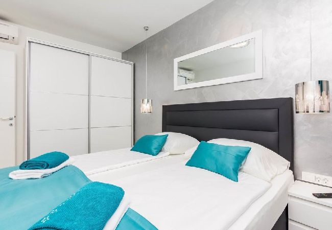 Casa en Ždrelac - Casa de vacaciones en Ždrelac con Seaview, Terraza, Acondicionador, WIFI (4652-1) Casa en Ždrelac - Casa de vacaciones en Ždrelac con Seaview, Terraza, Acondicionador, WIFI (4652-1)