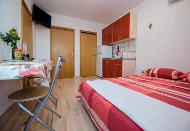 Apartamento en Luka - Apartamento en Luka con Seaview, Terraza, Acondicionador, WIFI (4659-1) Apartamento en Luka - Apartamento en Luka con Seaview, Terraza, Acondicionador, WIFI (4659-1)