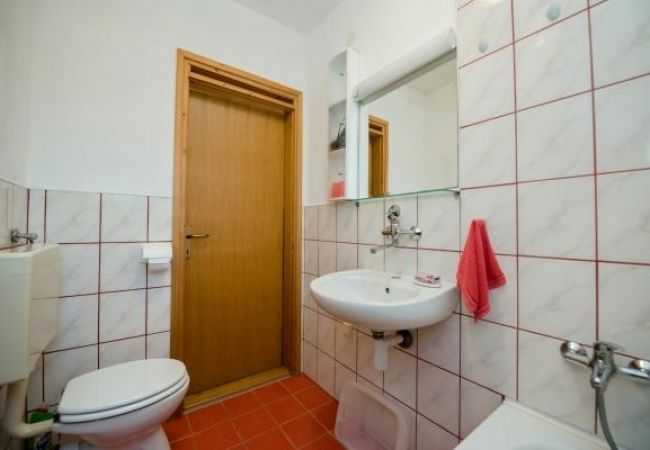 Apartamento en Luka - Apartamento en Luka con Seaview, Terraza, Acondicionador, WIFI (4659-1) Apartamento en Luka - Apartamento en Luka con Seaview, Terraza, Acondicionador, WIFI (4659-1)