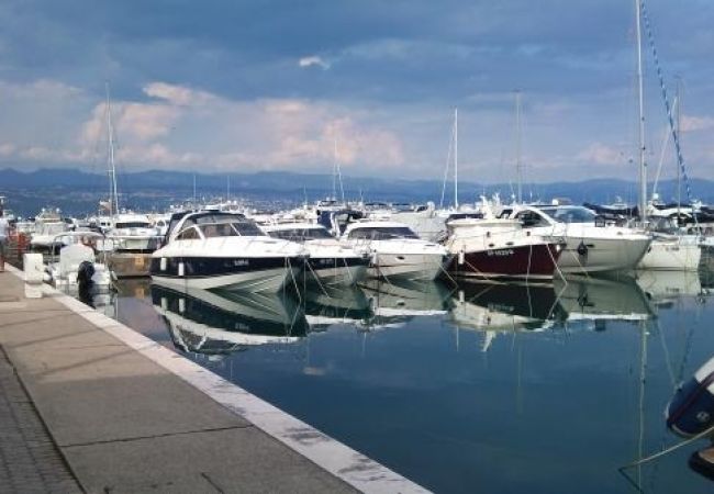 Estudio en Icici - Apartamento Estudio en Ičići con Acondicionador, WIFI (4674-2) Estudio en Icici - Apartamento Estudio en Ičići con Acondicionador, WIFI (4674-2)