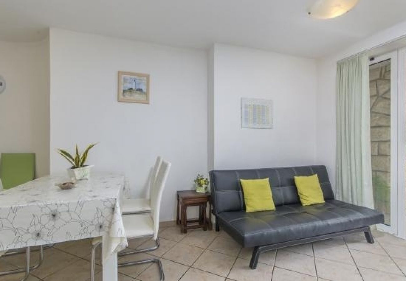 Apartamento en Rovinj - Apartamento en Rovinj con Terraza, Acondicionador, WIFI, Lavadora (4686-1)