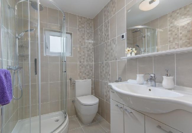 Apartamento en Rovinj - Apartamento en Rovinj con Terraza, Acondicionador, WIFI, Lavadora (4686-2) Apartamento en Rovinj - Apartamento en Rovinj con Terraza, Acondicionador, WIFI, Lavadora (4686-2)