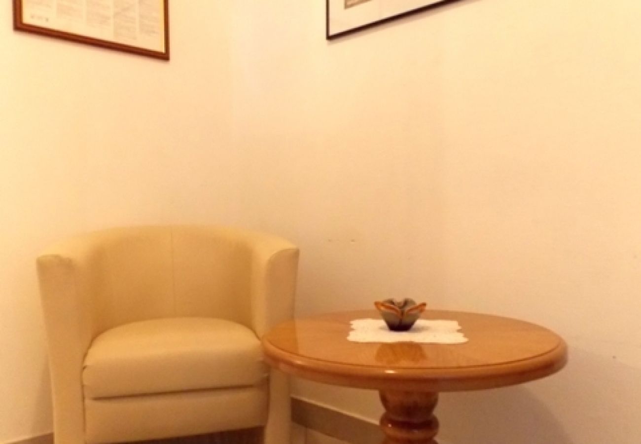 Apartamento en Malinska - Apartamento en Malinska con Seaview, Terraza, Acondicionador, WIFI (4690-2)