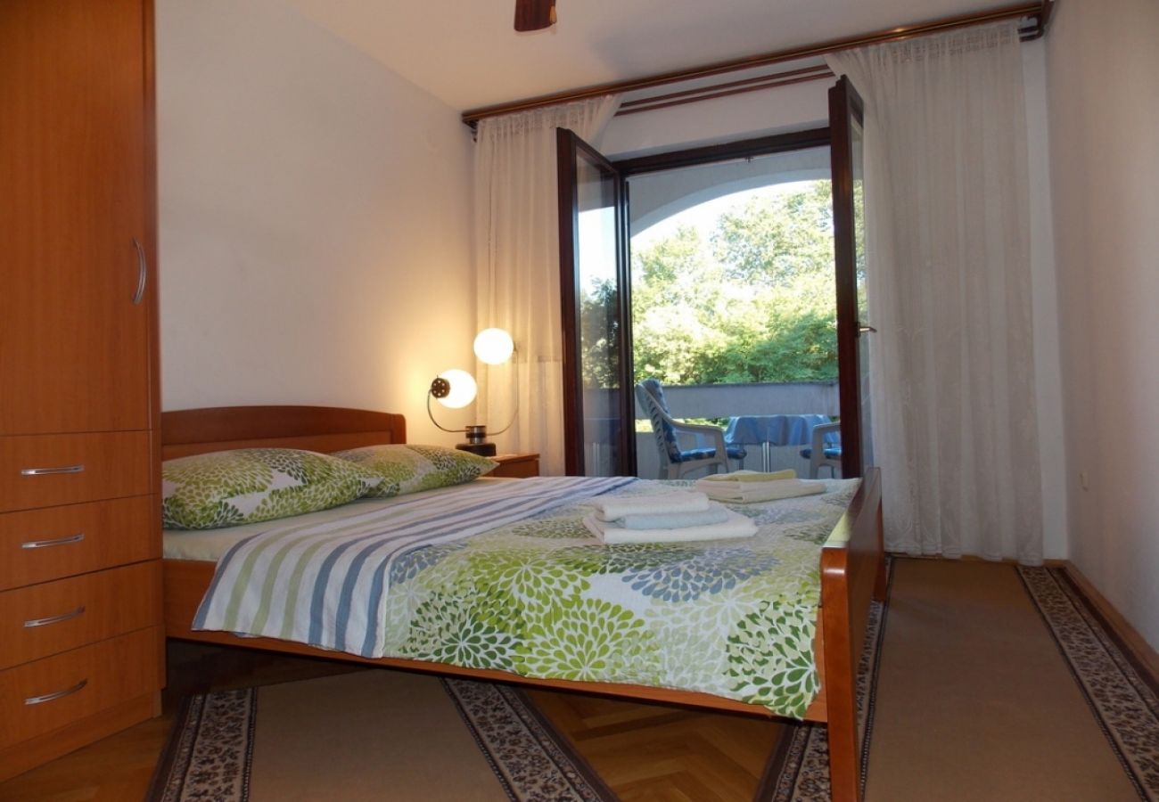 Apartamento en Malinska - Apartamento en Malinska con Seaview, Terraza, Acondicionador, WIFI (4690-2)