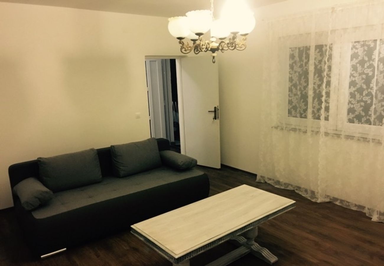 Apartamento en Pirovac - Apartamento en Pirovac con Balcón, Acondicionador, WIFI (4717-1)