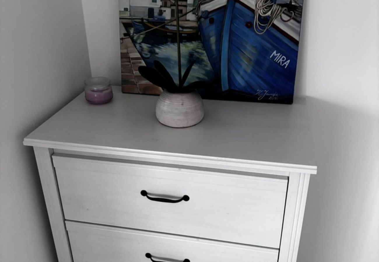 Apartamento en Pirovac - Apartamento en Pirovac con Balcón, Acondicionador, WIFI (4717-1)