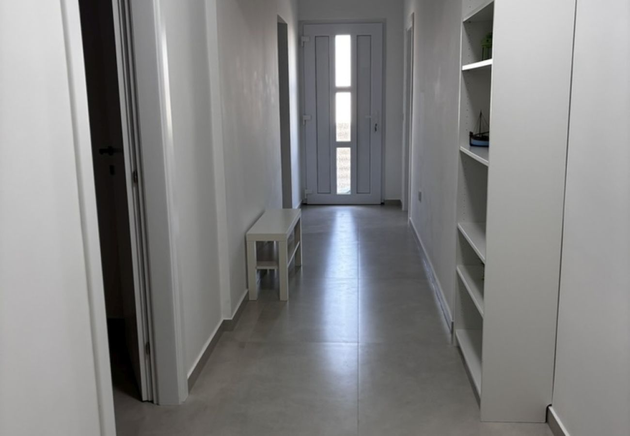 Apartamento en Pirovac - Apartamento en Pirovac con Balcón, Acondicionador, WIFI (4717-1)