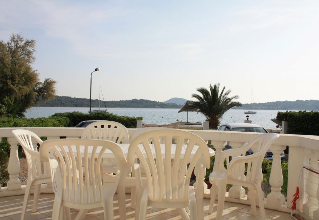 Apartamento en Vodice - Apartamento en Vodice con Seaview, Terraza, Acondicionador, WIFI (4727-1)