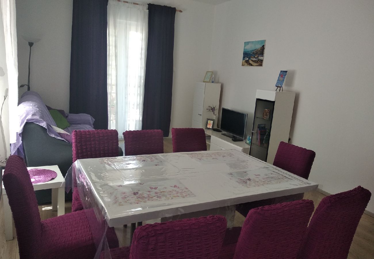 Apartamento en Šibenik-Brodarica - Apartamento en Brodarica con Balcón, Acondicionador, WIFI, Lavadora (4731-1)