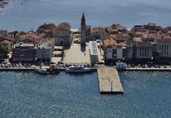 Apartamento en Umag - Apartamento en Umag con Seaview, Balcón, Acondicionador, WIFI (4735-1) Apartamento en Umag - Apartamento en Umag con Seaview, Balcón, Acondicionador, WIFI (4735-1)