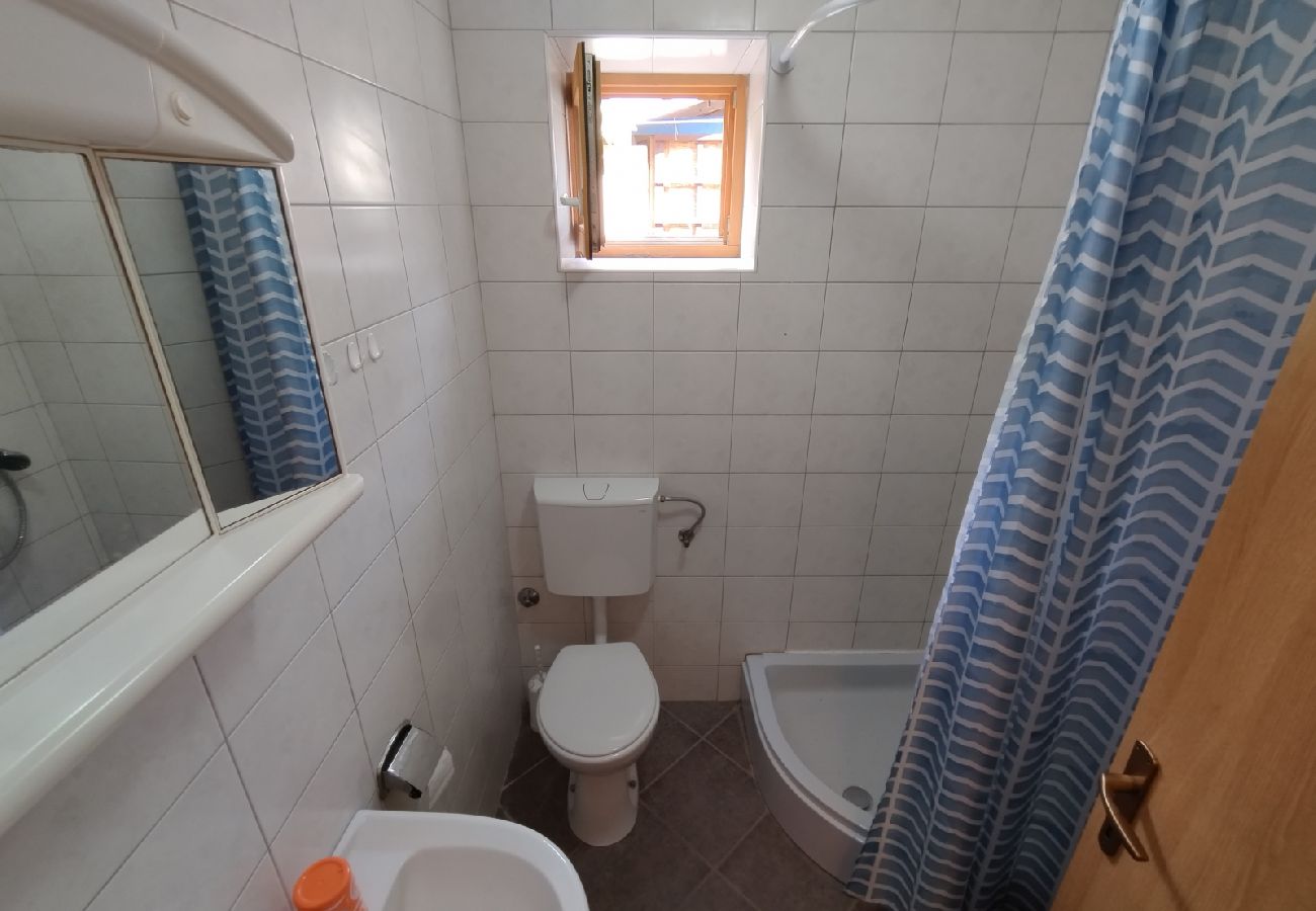 Apartamento en Vinišce - Apartamento en Vinišće con Terraza, Acondicionador, WIFI (4756-1)