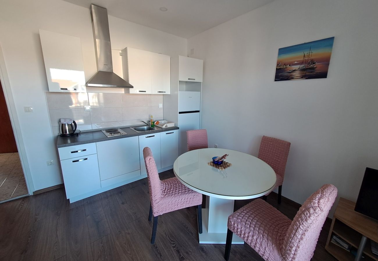 Apartamento en Šibenik-Brodarica - Apartamento en Brodarica con Seaview, Balcón, Acondicionador, WIFI (4731-4)