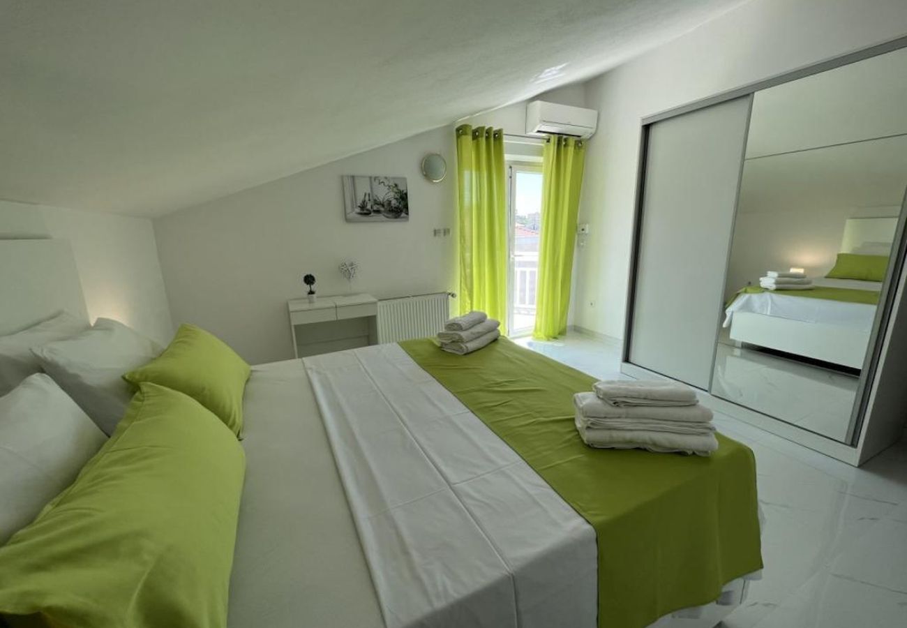 Apartamento en Trogir - Apartamento en Trogir con Seaview, Balcón, Acondicionador, WIFI (4786-2)