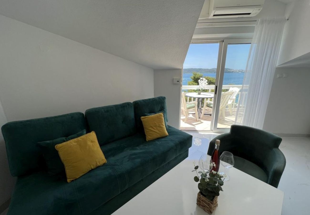 Apartamento en Trogir - Apartamento en Trogir con Seaview, Balcón, Acondicionador, WIFI (4786-2)