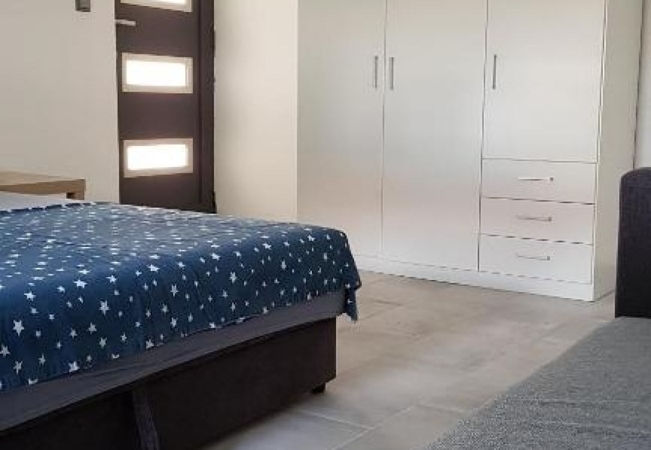 Apartamento en Biograd na moru - Apartamento en Biograd na Moru con Terraza, Acondicionador, WIFI (4805-1)