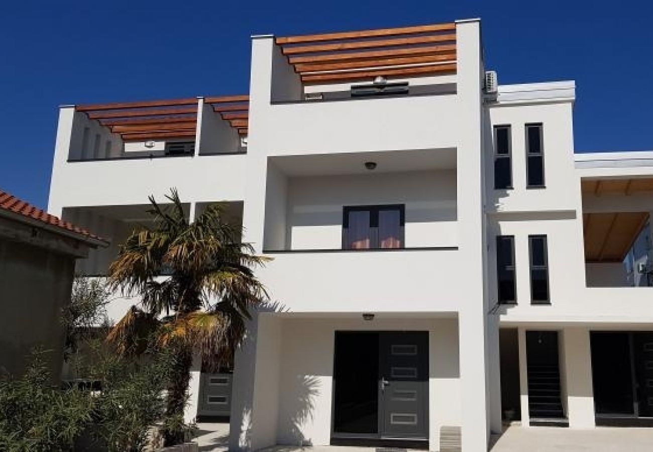 Apartamento en Biograd na moru - Apartamento en Biograd na Moru con Terraza, Acondicionador, WIFI (4805-1)