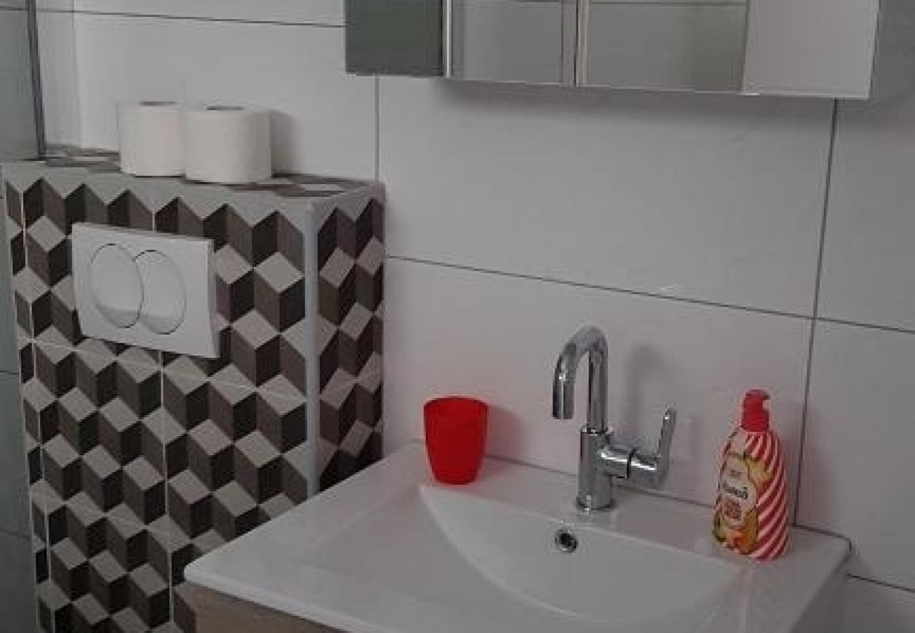 Apartamento en Biograd na moru - Apartamento en Biograd na Moru con Terraza, Acondicionador, WIFI (4805-2)