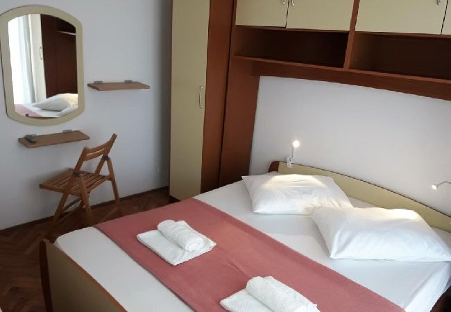 Apartamento en Sukošan - Apartamento en Sukošan con Terraza, Acondicionador, WIFI (4813-2) Apartamento en Sukošan - Apartamento en Sukošan con Terraza, Acondicionador, WIFI (4813-2)