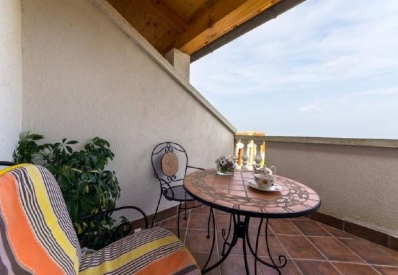 Apartamento en Nin - Apartamento en Zaton (Zadar) con Seaview, Terraza, Acondicionador, WIFI (4814-2)