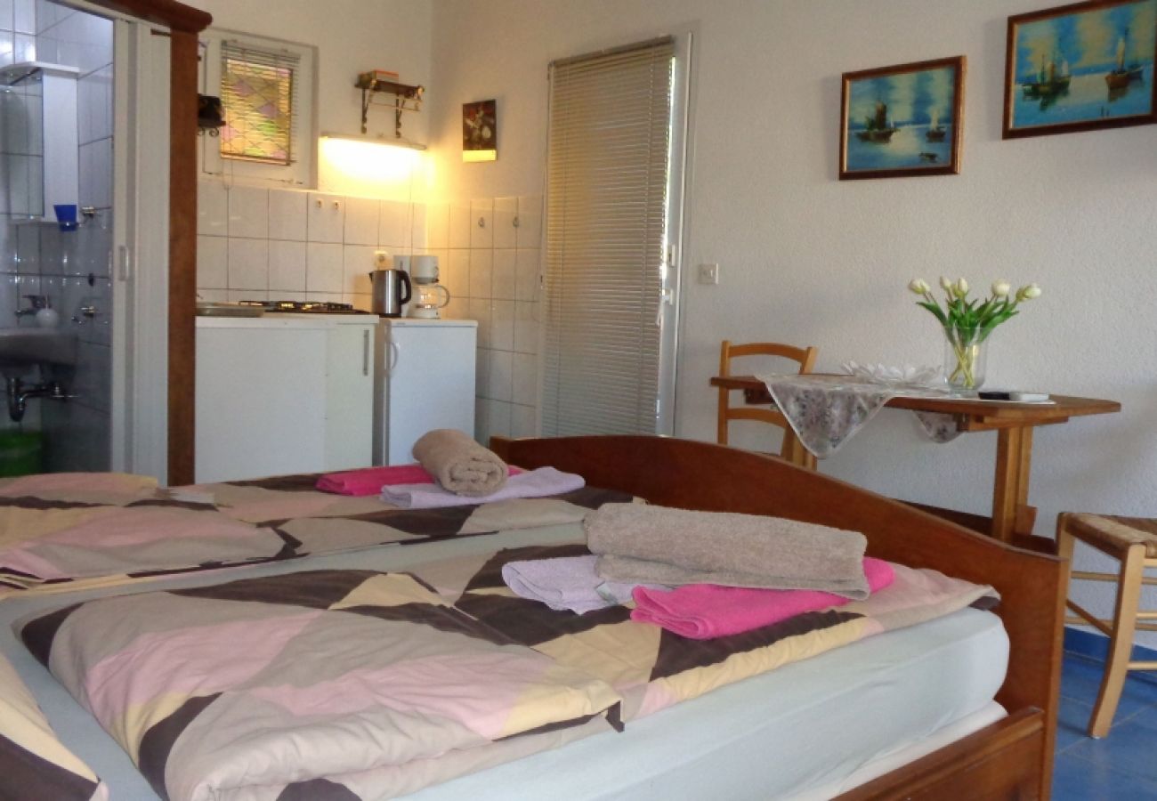 Estudio en Biograd na moru - Apartamento Estudio en Biograd na Moru con Balcón, Acondicionador, WIFI (4818-3)