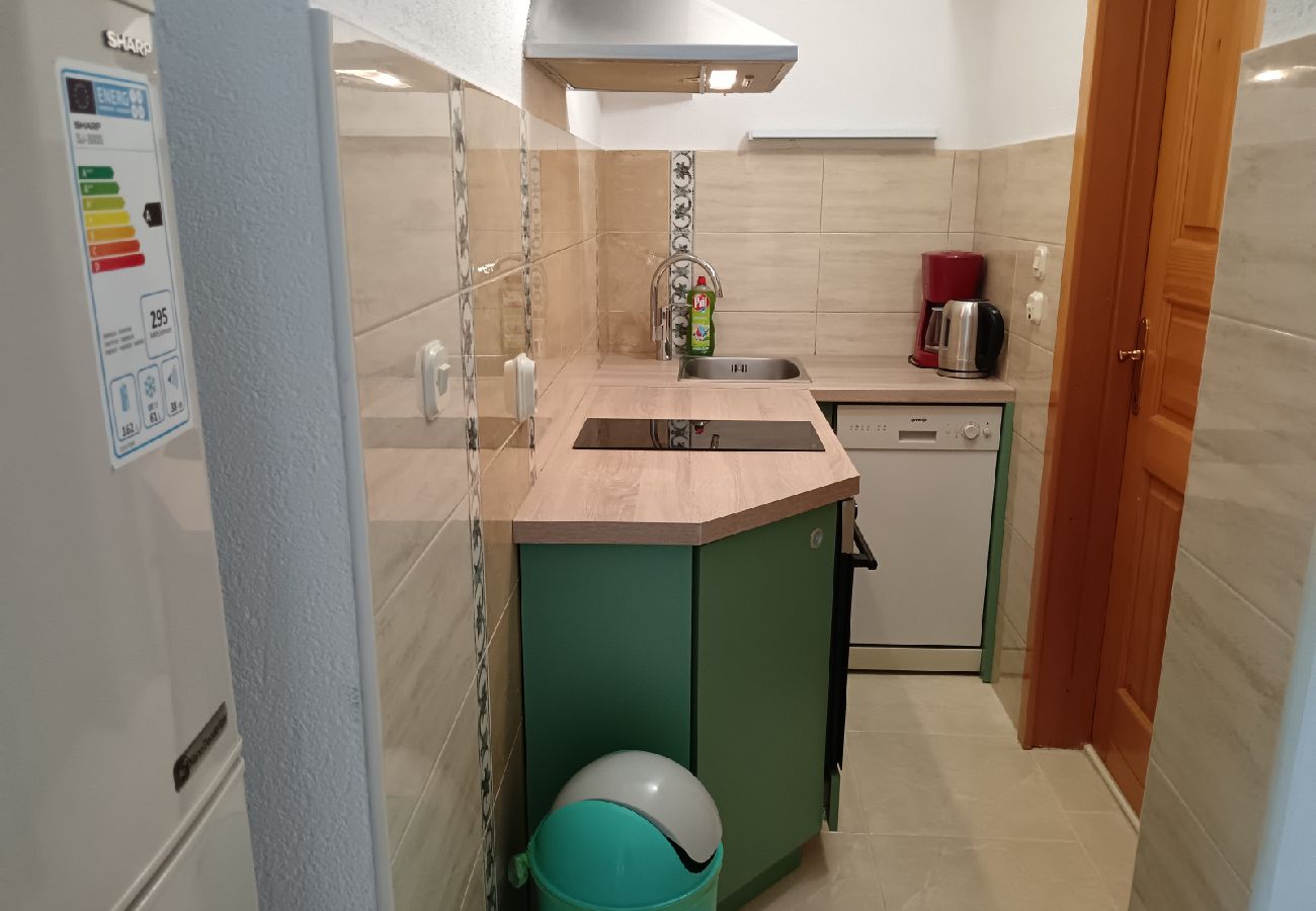 Apartamento en Biograd na moru - Apartamento en Biograd na Moru con Seaview, Balcón, Acondicionador, WIFI (4818-4)