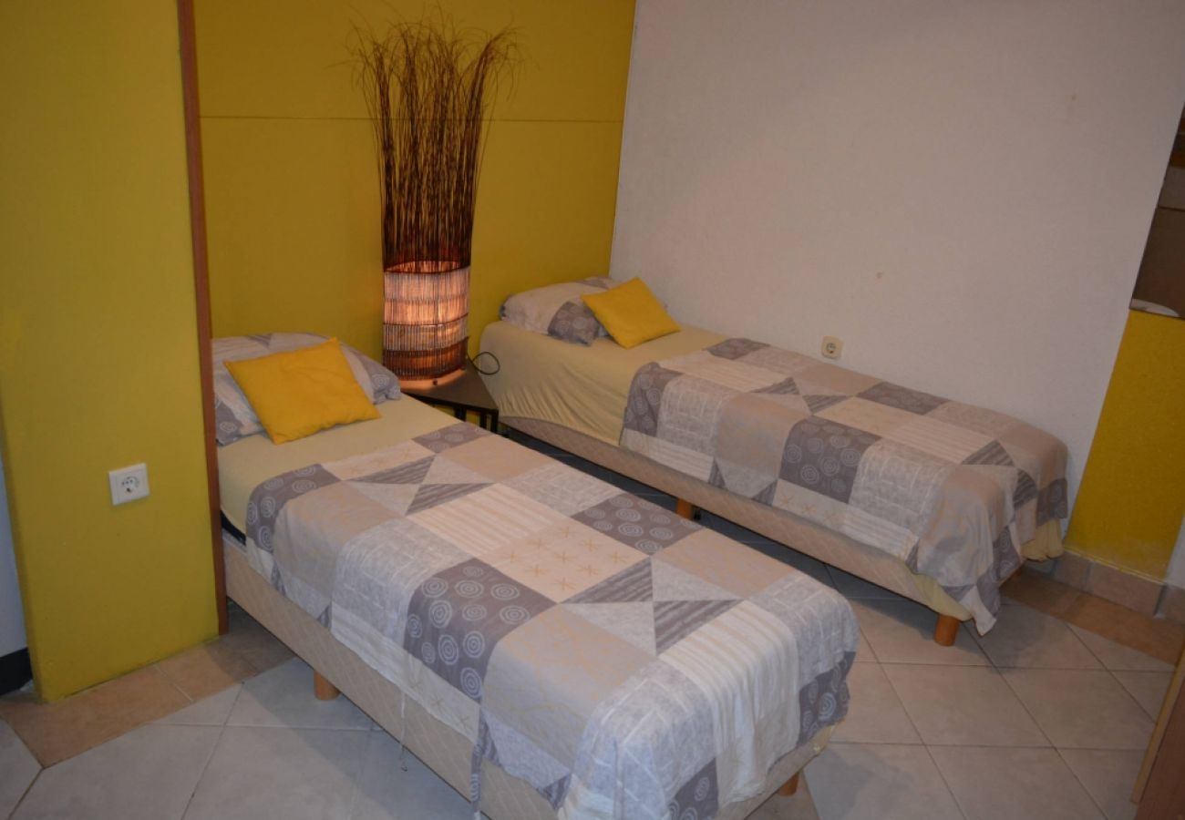 Apartamento en Vrsi - Apartamento en Vrsi con Balcón, Acondicionador, WIFI (4824-3)