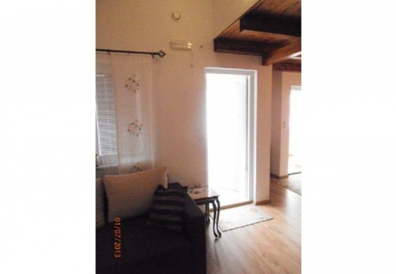 Apartamento en Privlaka - Apartamento en Privlaka con Terraza, Acondicionador, WIFI, Lavadora (4839-2)