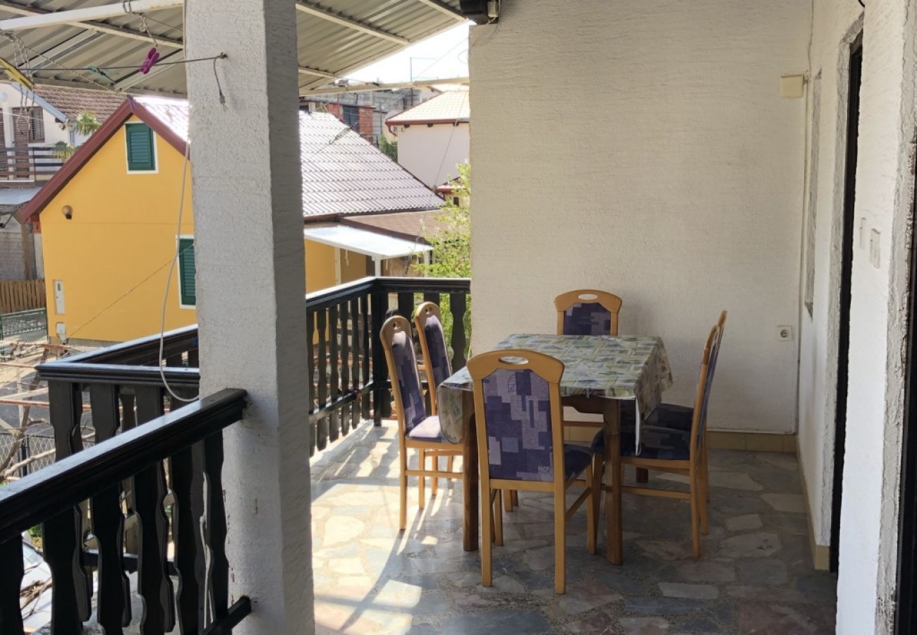 Apartamento en Ždrelac - Apartamento en Ždrelac con Balcón, Acondicionador, WIFI, Lavavajillas (4834-3)