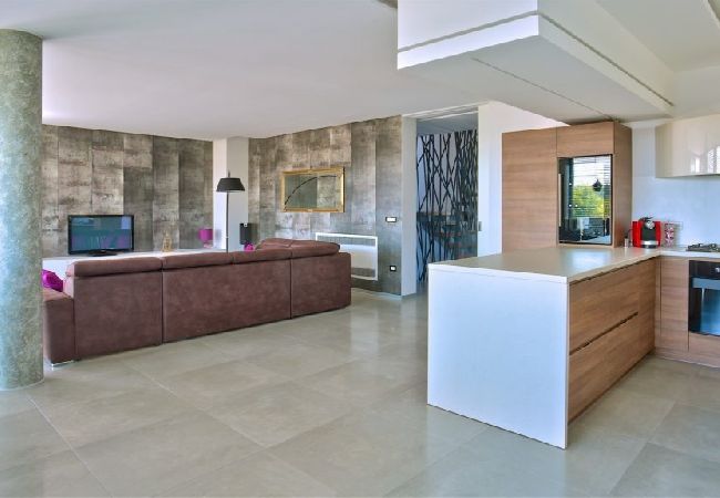 Casa en Višnjan - Casa de vacaciones en Višnjan con Seaview, Terraza, Acondicionador, WIFI (4840-1) Casa en Višnjan - Casa de vacaciones en Višnjan con Seaview, Terraza, Acondicionador, WIFI (4840-1)