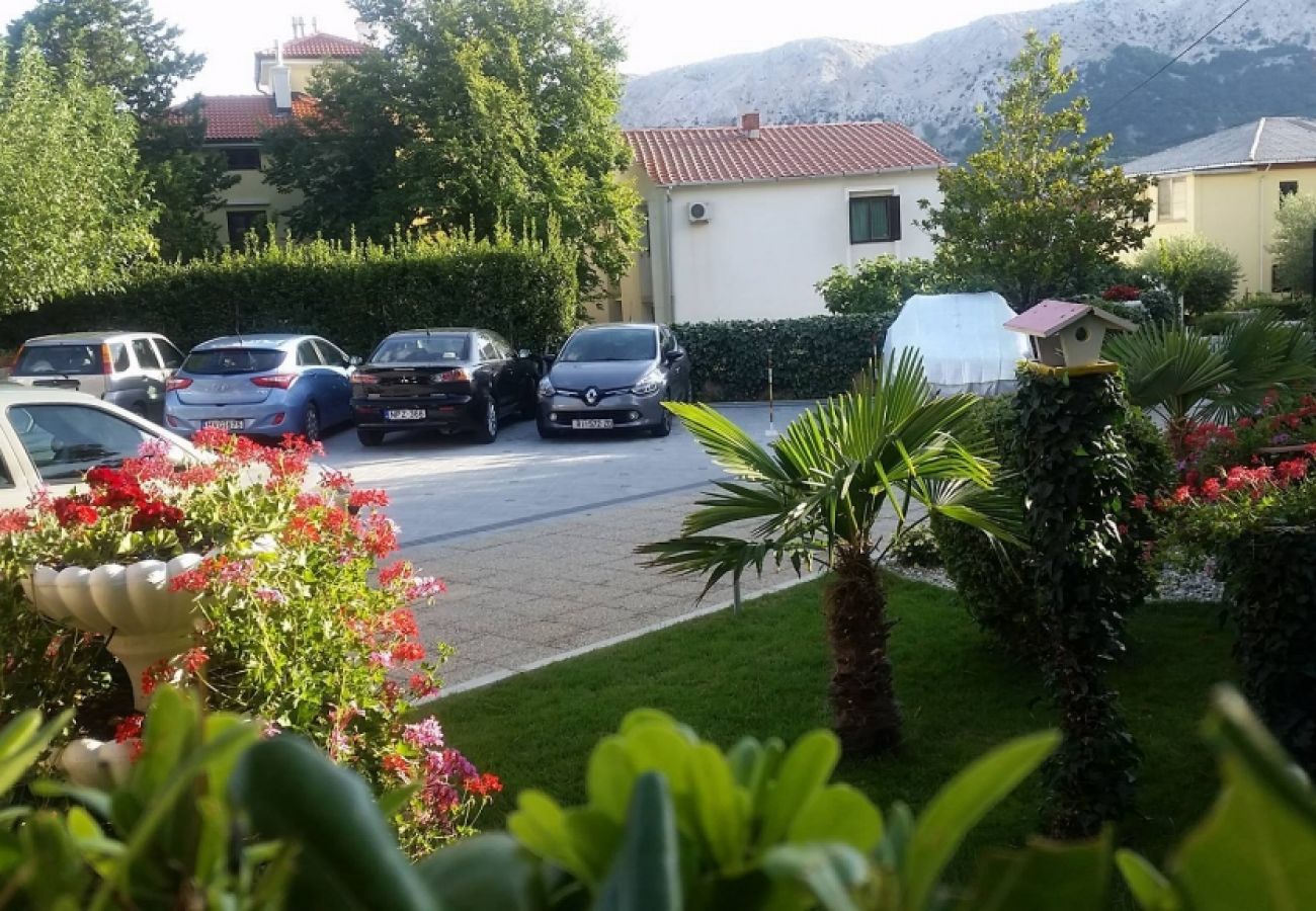 Apartamento en Baška - Apartamento en Baška con Terraza, Acondicionador, WIFI (4863-1)