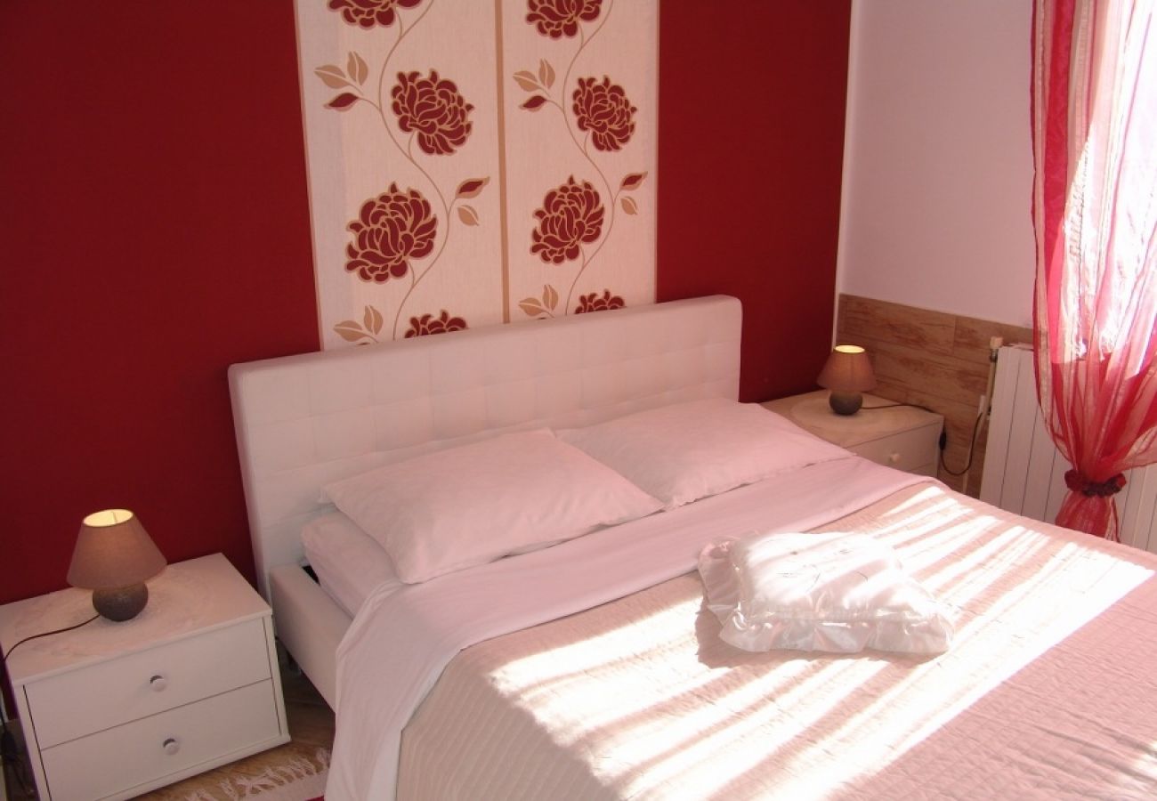 Apartamento en Baška - Apartamento en Baška con Terraza, Acondicionador, WIFI (4863-2)