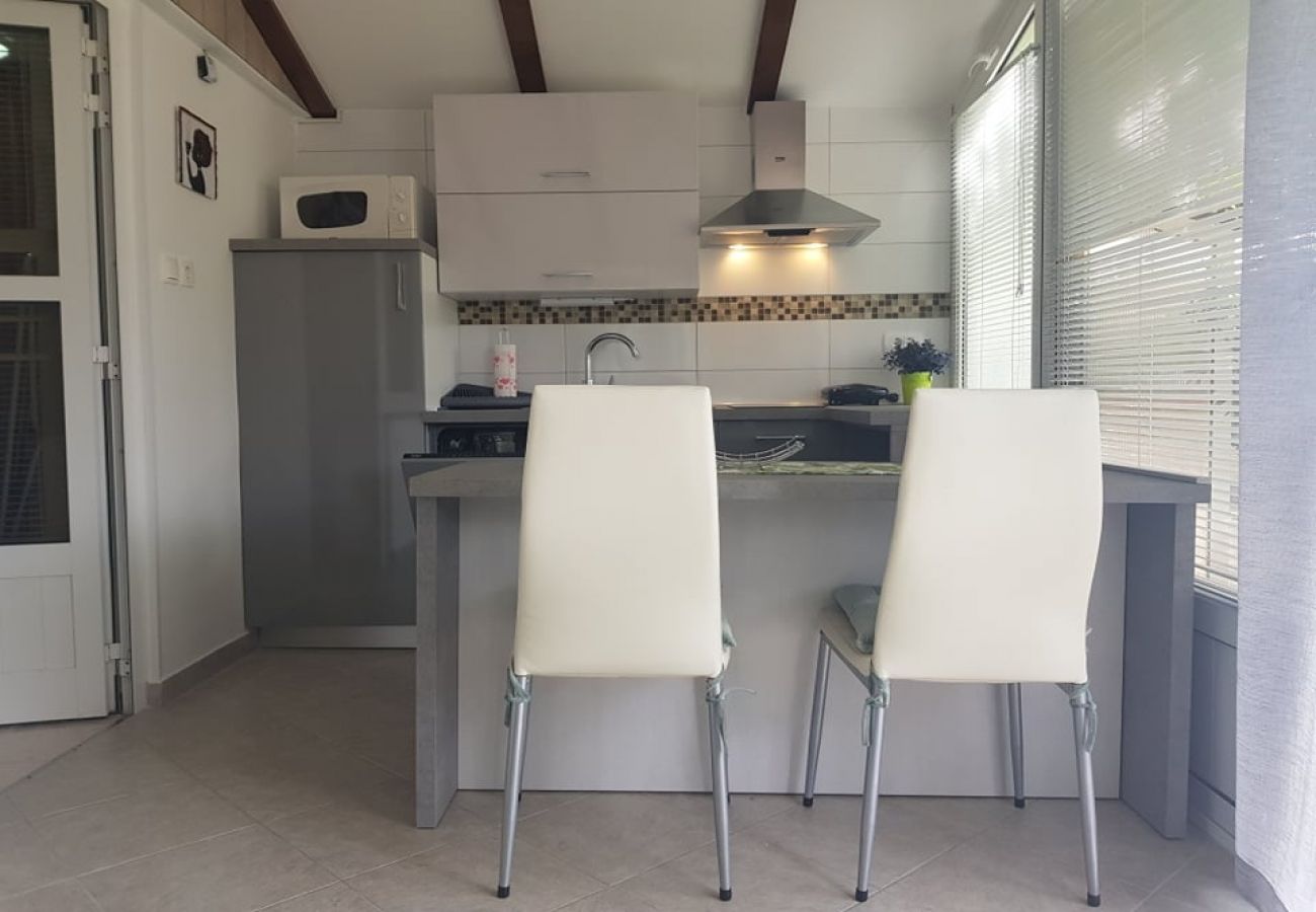 Apartamento en Baška - Apartamento en Baška con Terraza, Acondicionador, WIFI (4863-3)