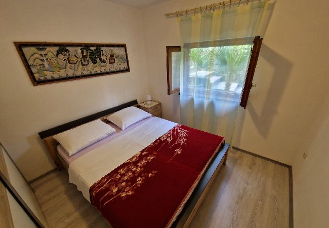 Apartamento en Icici - Apartamento en Ičići con Seaview, Terraza, WIFI (4870-1) Apartamento en Icici - Apartamento en Ičići con Seaview, Terraza, WIFI (4870-1)