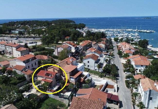 Apartamento en Funtana - Apartamento en Funtana con Seaview, Terraza, Acondicionador, WIFI (4879-2) Apartamento en Funtana - Apartamento en Funtana con Seaview, Terraza, Acondicionador, WIFI (4879-2)