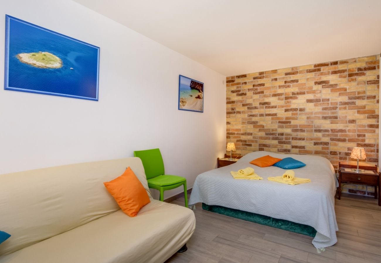 Apartamento en Mali Lošinj - Apartamento en Mali Lošinj con Seaview, Balcón, Acondicionador, WIFI (4896-3)