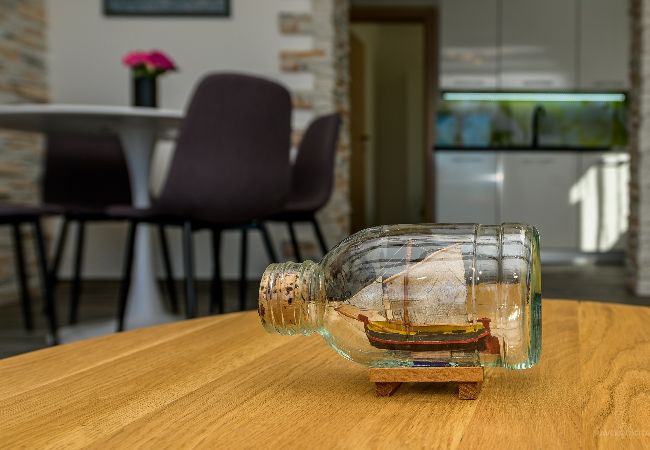 Apartamento en Mali Lošinj - Apartamento en Mali Lošinj con Seaview, Balcón, Acondicionador, WIFI (4896-1) Apartamento en Mali Lošinj - Apartamento en Mali Lošinj con Seaview, Balcón, Acondicionador, WIFI (4896-1)