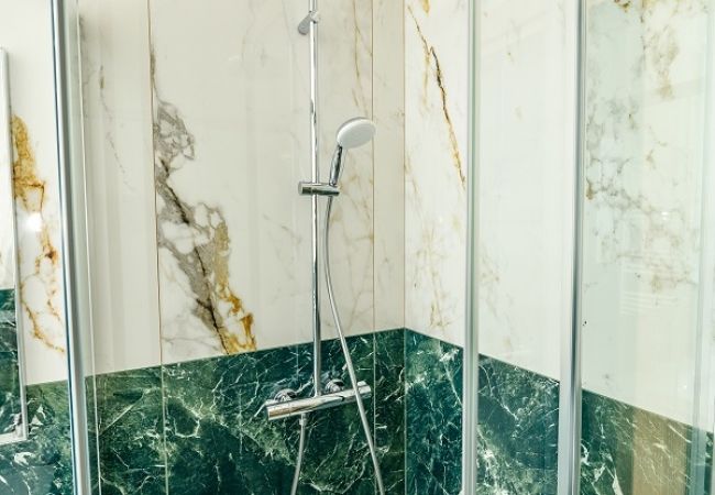 Apartamento en Mali Lošinj - Apartamento en Mali Lošinj con Seaview, Balcón, Acondicionador, WIFI (4896-1) Apartamento en Mali Lošinj - Apartamento en Mali Lošinj con Seaview, Balcón, Acondicionador, WIFI (4896-1)