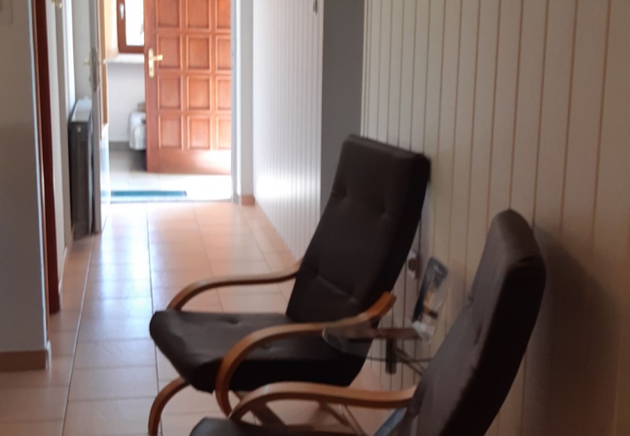 Apartamento en Roc - Apartamento en Roč con Balcón, Acondicionador, WIFI, Lavadora (4909-1)