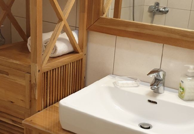 Estudio en Mali Lošinj - Apartamento Estudio en Mali Lošinj con Terraza, Acondicionador, WIFI (4913-2) Estudio en Mali Lošinj - Apartamento Estudio en Mali Lošinj con Terraza, Acondicionador, WIFI (4913-2)