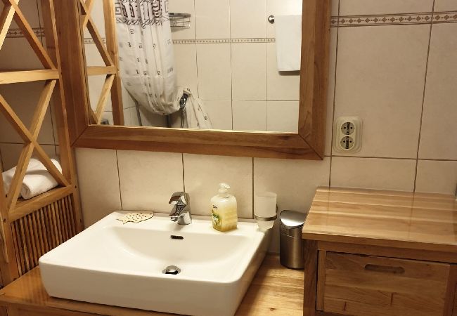 Estudio en Mali Lošinj - Apartamento Estudio en Mali Lošinj con Terraza, Acondicionador, WIFI (4913-2) Estudio en Mali Lošinj - Apartamento Estudio en Mali Lošinj con Terraza, Acondicionador, WIFI (4913-2)