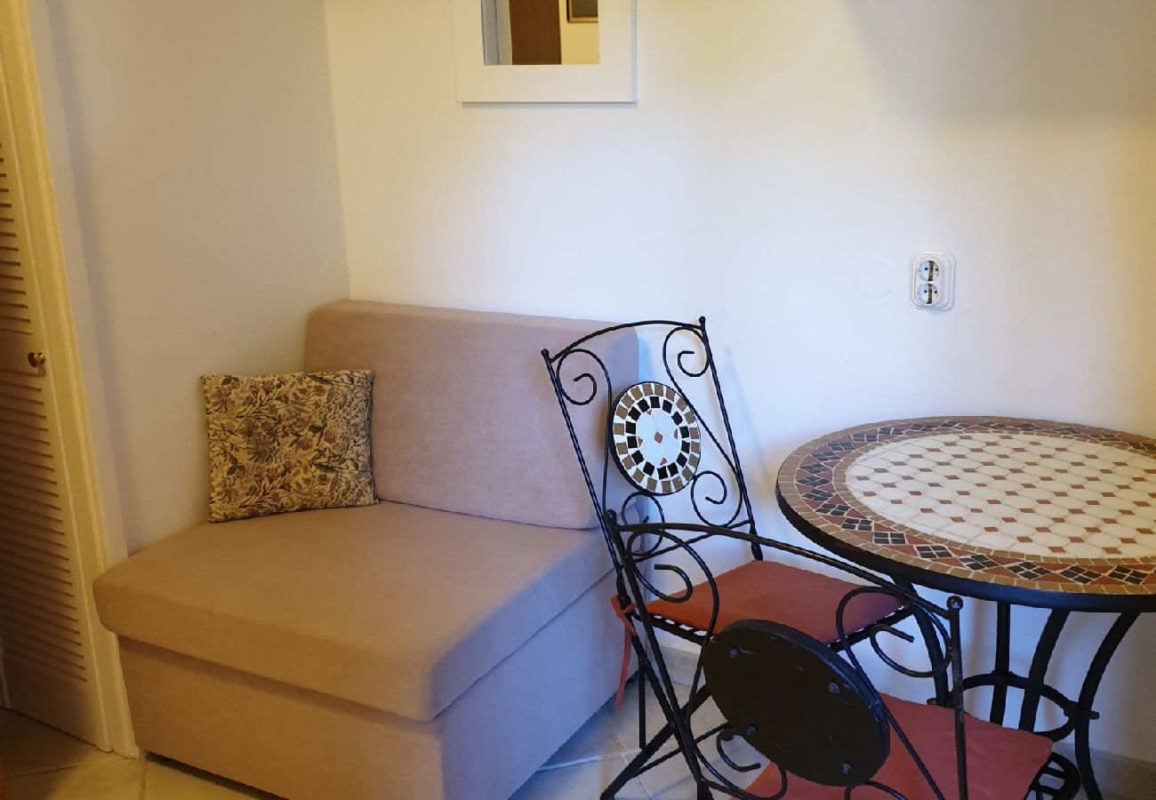 Estudio en Mali Lošinj - Apartamento Estudio en Mali Lošinj con Terraza, Acondicionador, WIFI, Lavadora (4913-2)