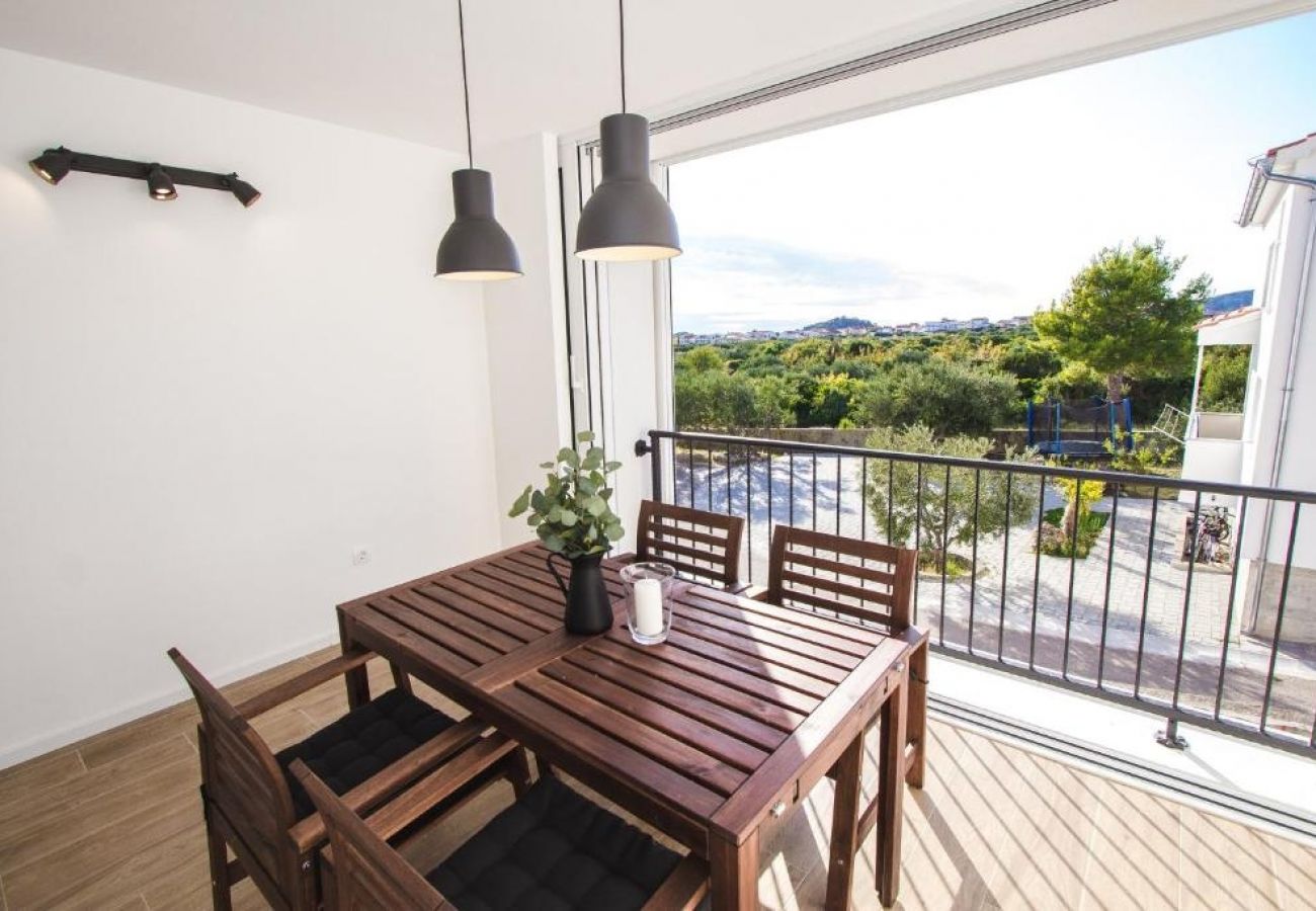 Apartamento en Vodice - Apartamento en Vodice con Acondicionador, WIFI, Lavavajillas (4932-5)