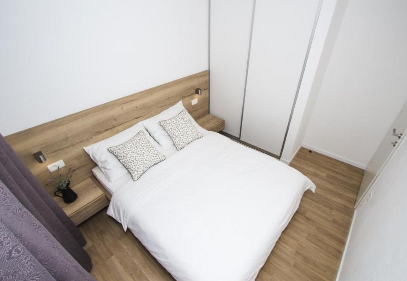 Apartamento en Vodice - Apartamento en Vodice con Acondicionador, WIFI, Lavavajillas (4932-5)