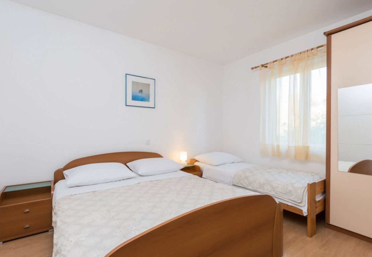 Apartamento en Orebic - Apartamento en Orebić con Balcón, Acondicionador, WIFI, Lavavajillas (4934-6)