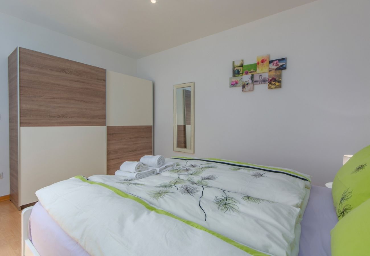 Apartamento en Porec - Apartamento en Poreč con Terraza, Acondicionador, WIFI, Lavadora (4928-8)