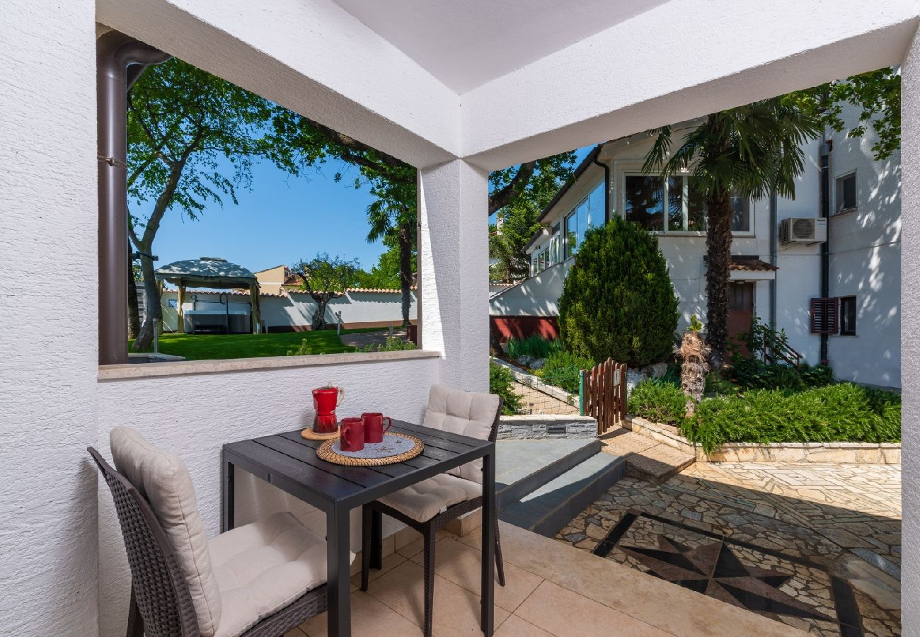 Casa en Porec - Casa de vacaciones en Poreč con Terraza, Acondicionador, WIFI, Lavadora (4928-11)